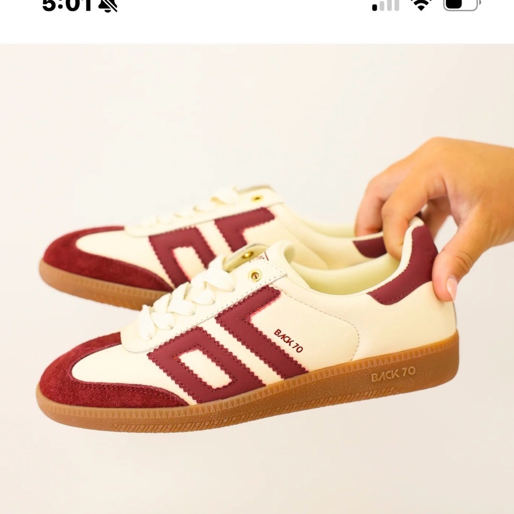 Milk Wine Cloud NM Back 70 Leather Sneakers, Sz 36 (US 6)